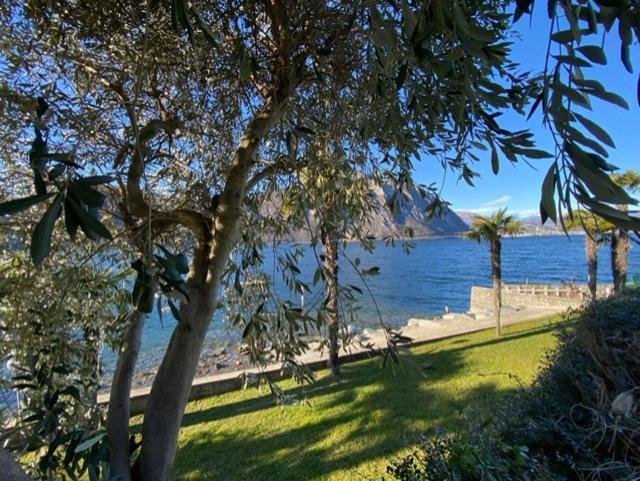Luganersee, Pool, Strand, Parkplatz, Suite 比索内 外观 照片